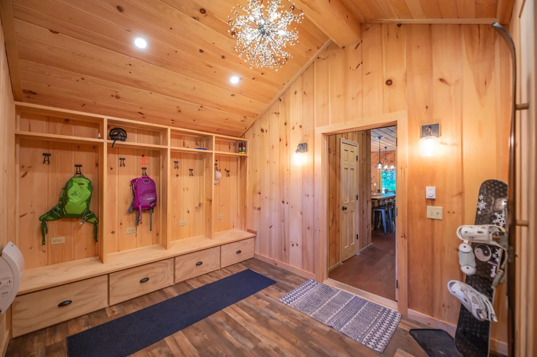 Photo of 15 Bears Den