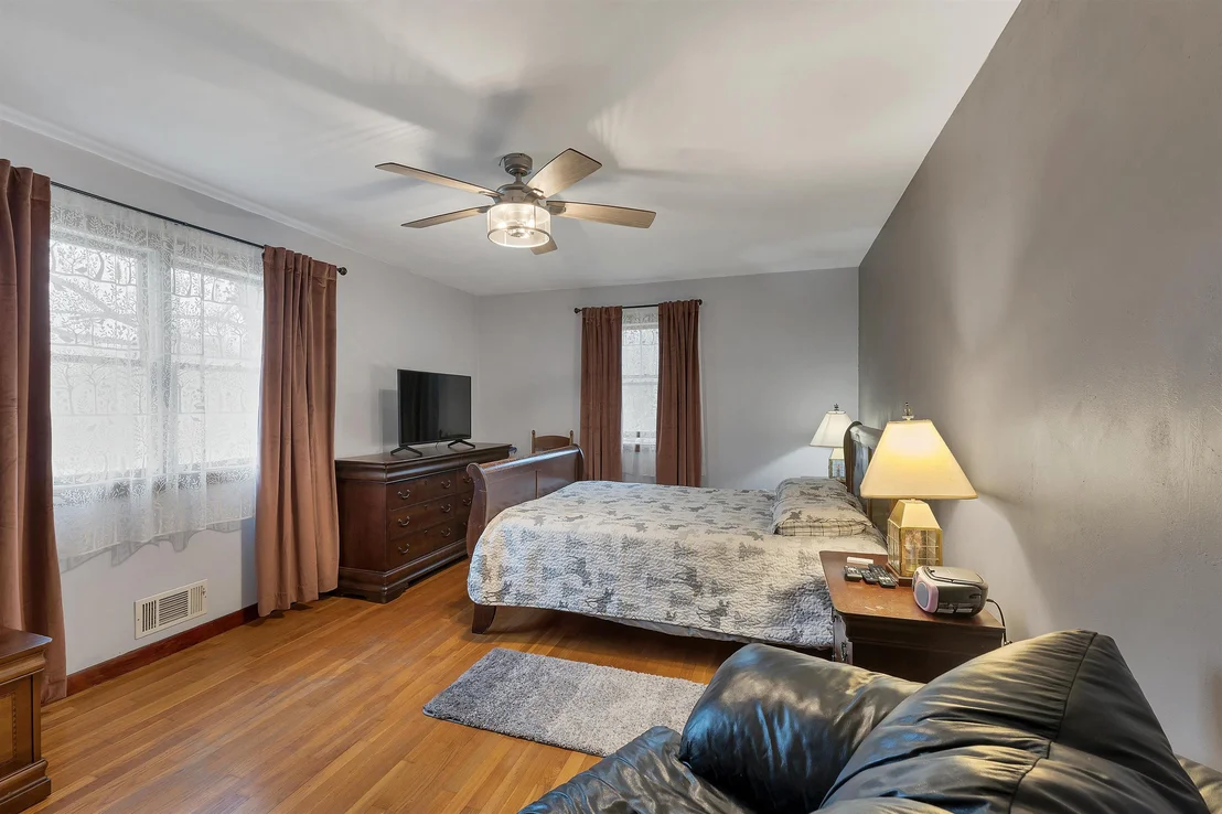 Photo of 44 Suncook Valley