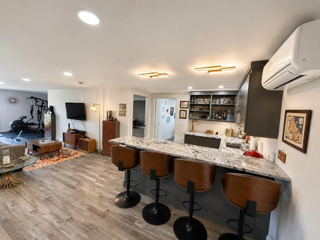 Photo of 700 Whittier
