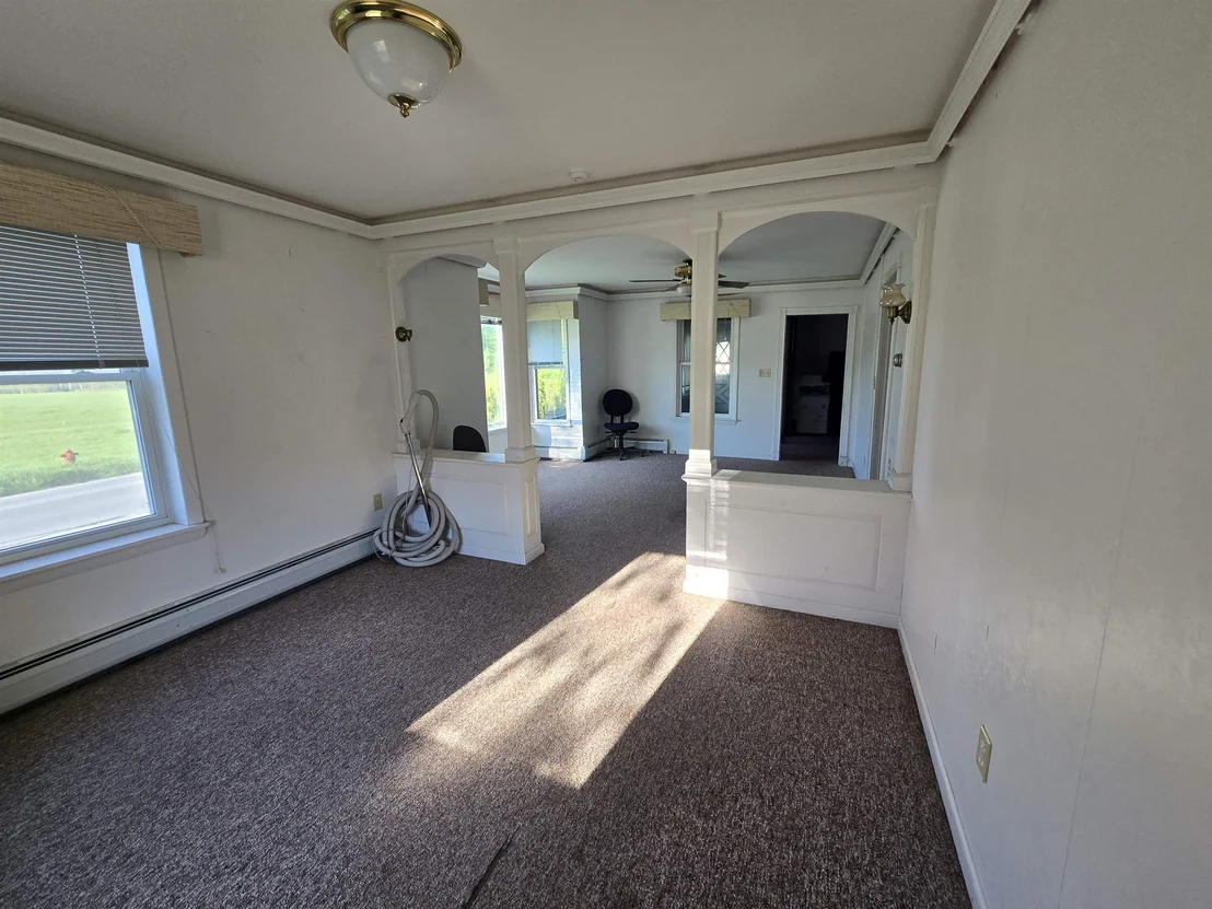 Photo of 268 Roaring Brook
