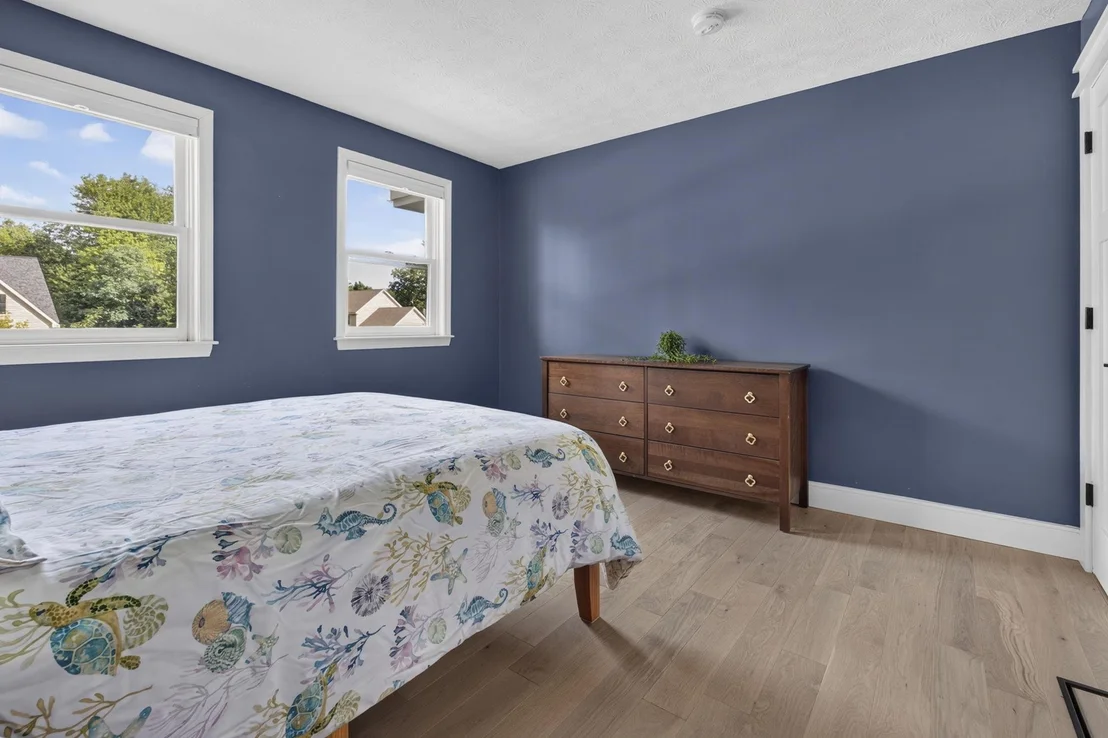Photo of 4 Taconic