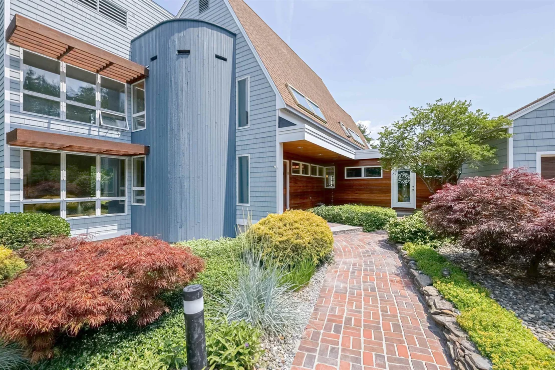 Photo of 155 Pine Hill