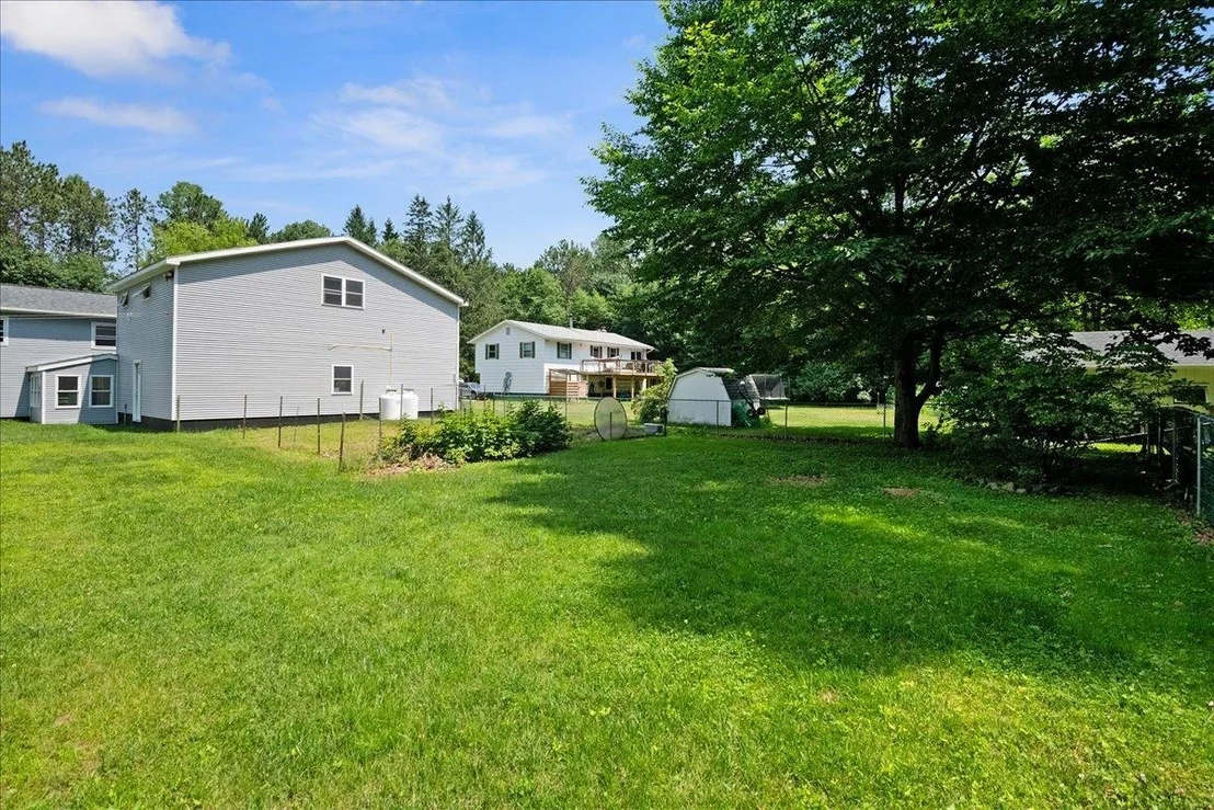 Photo of 93 Hidden Pines