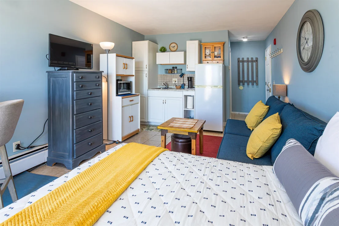 Photo of Unit 103 at 415 Ocean