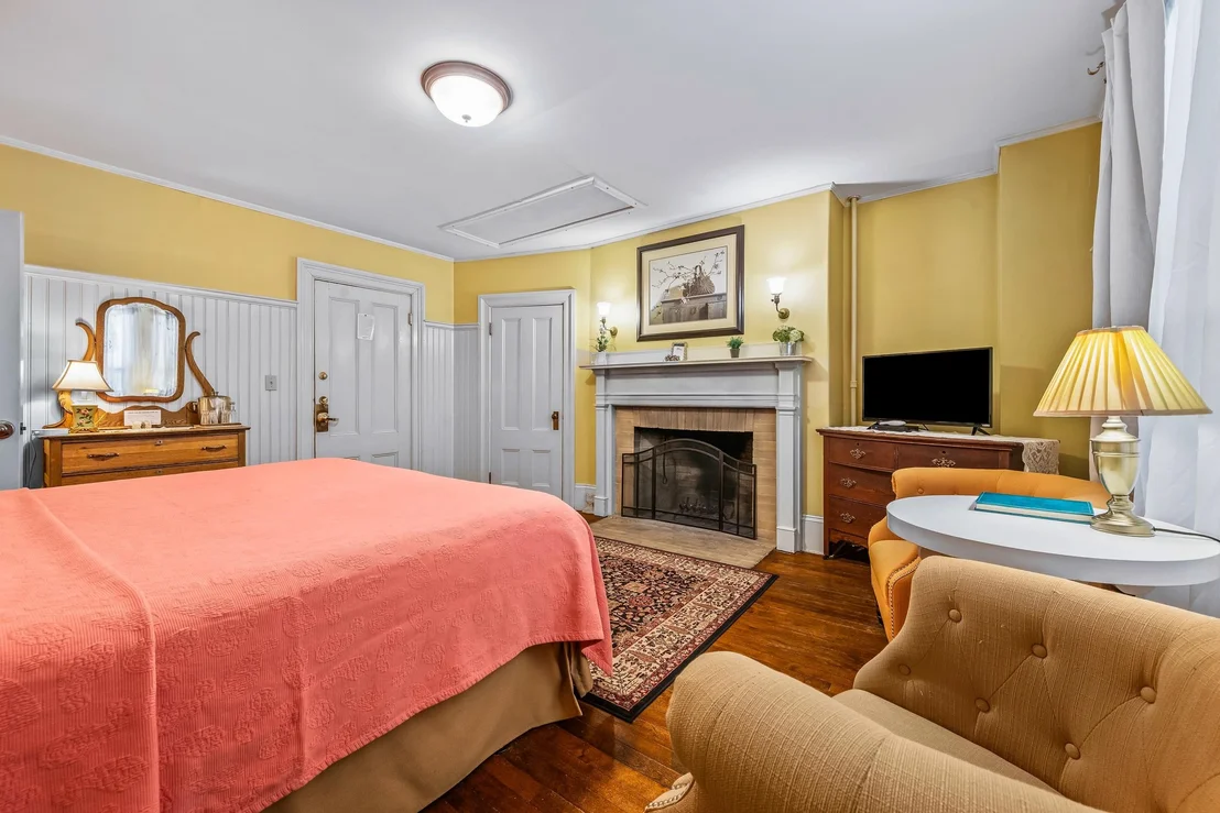 Photo of 12 Thorn Hill