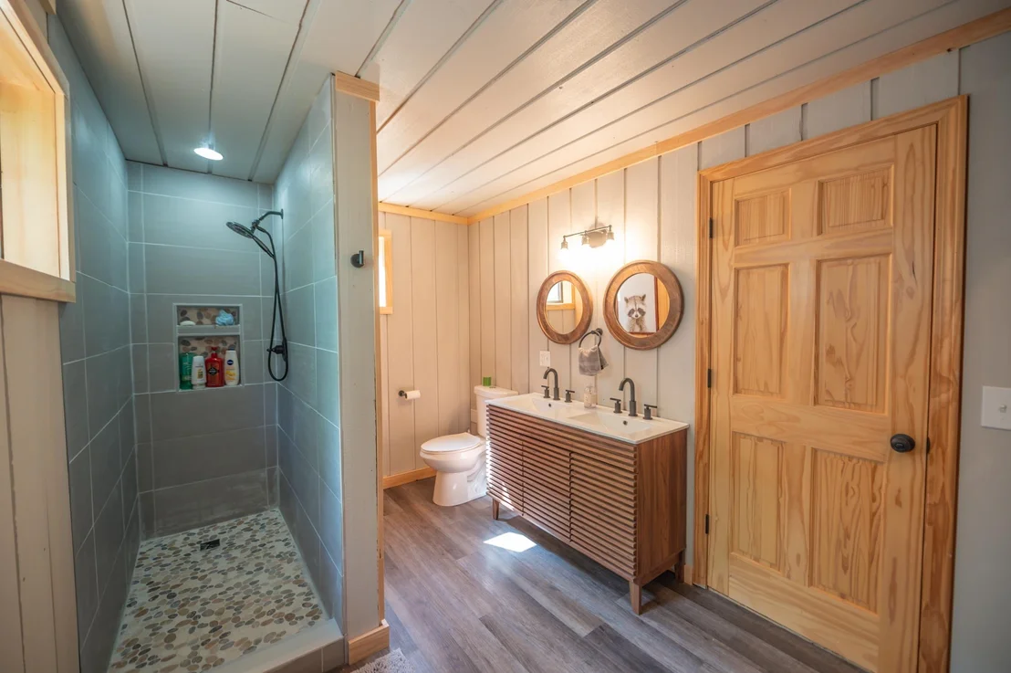 Photo of 15 Bears Den