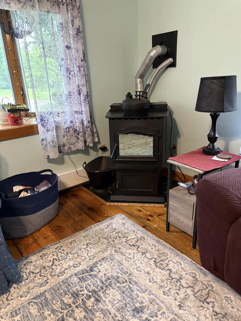Photo of 64 Taylor