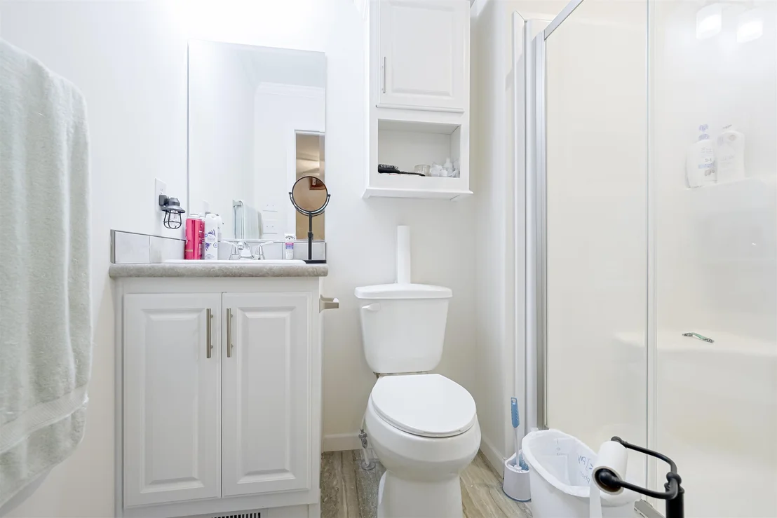 Photo of 139 Robinhood
