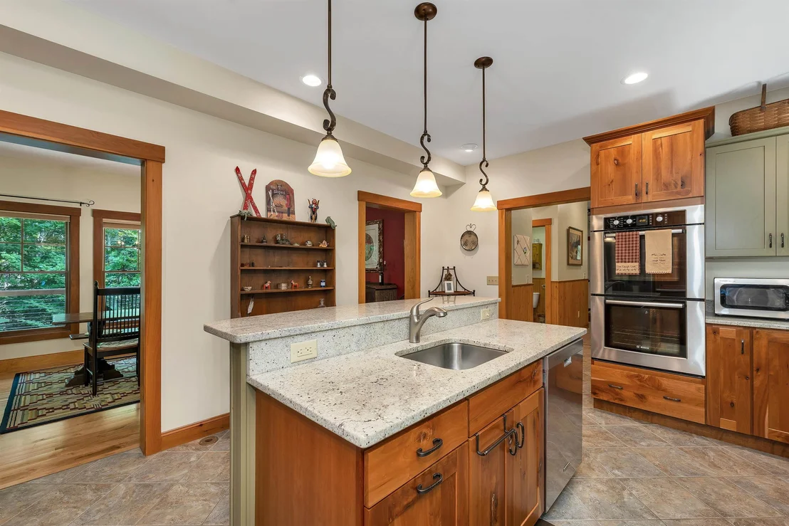 Photo of 42 Cascade Ridge