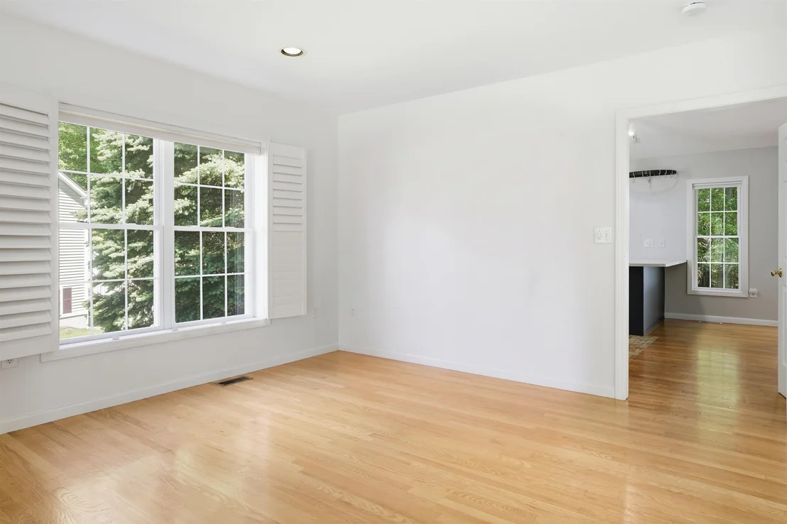Photo of 6 Meadowood
