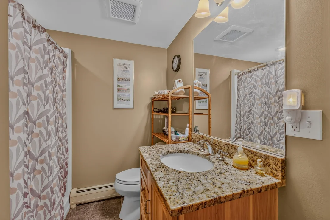 Photo of 32 Stoney Brook