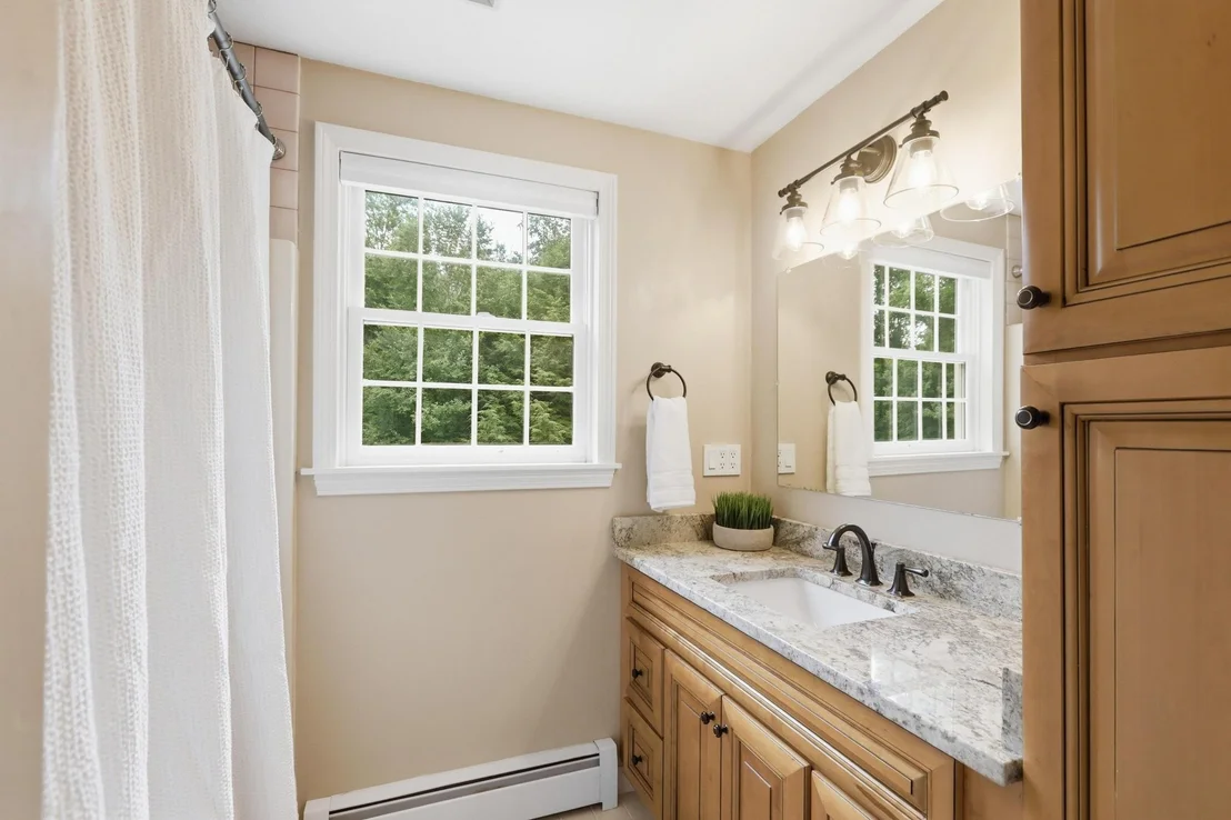Photo of 8 Bear Hill