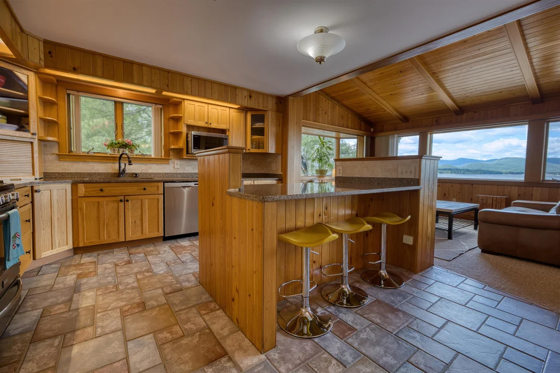 Photo of 52 Long Sands