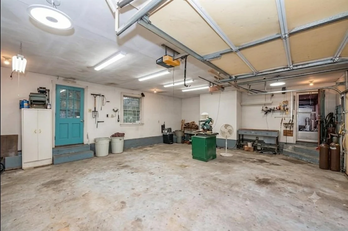 Photo of 1 Exeter