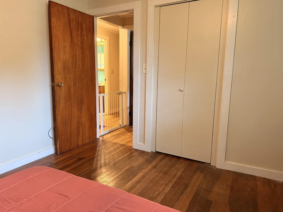 Photo of 759 Pond