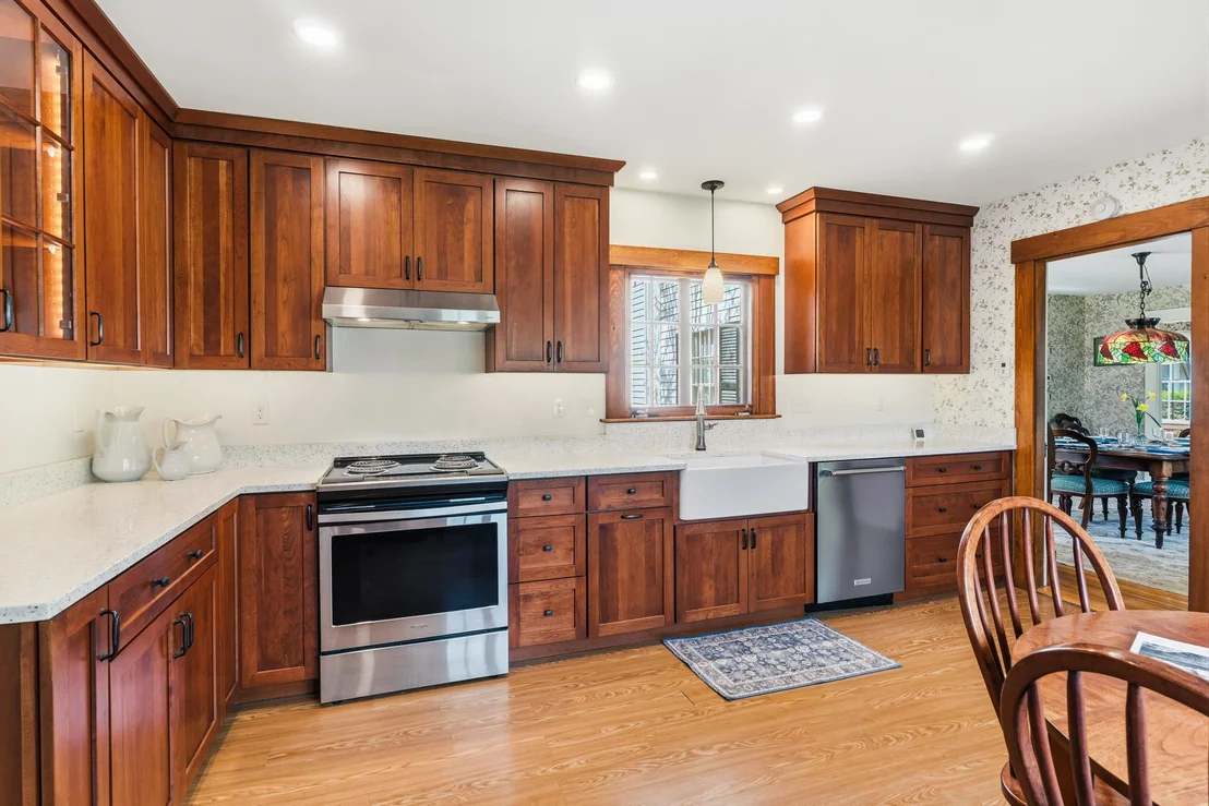 Photo of 567 Main