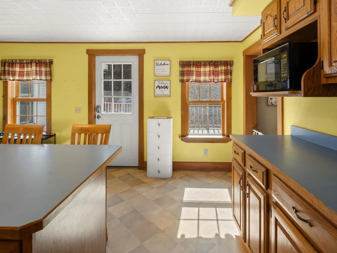 Photo of 2147 North Williston