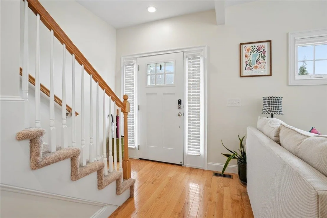 Photo of Unit A at 12 Manor