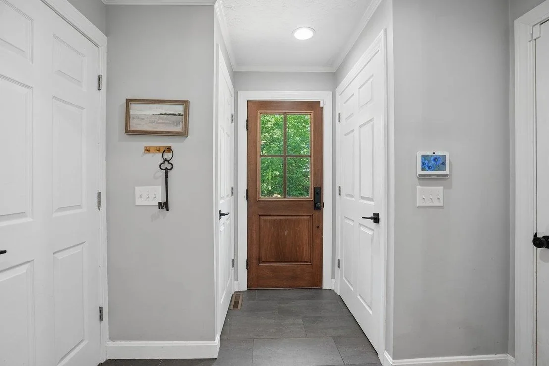 Photo of 5 Spring Hill