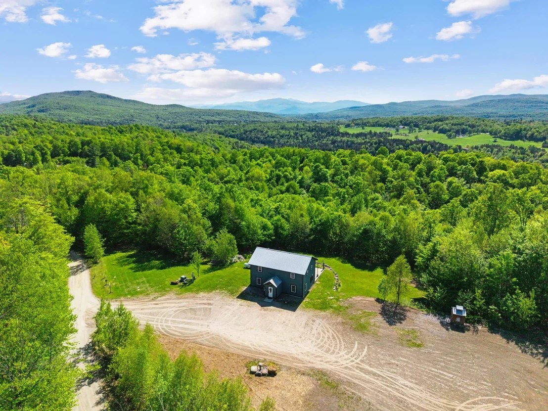 Photo of 559 Valley View