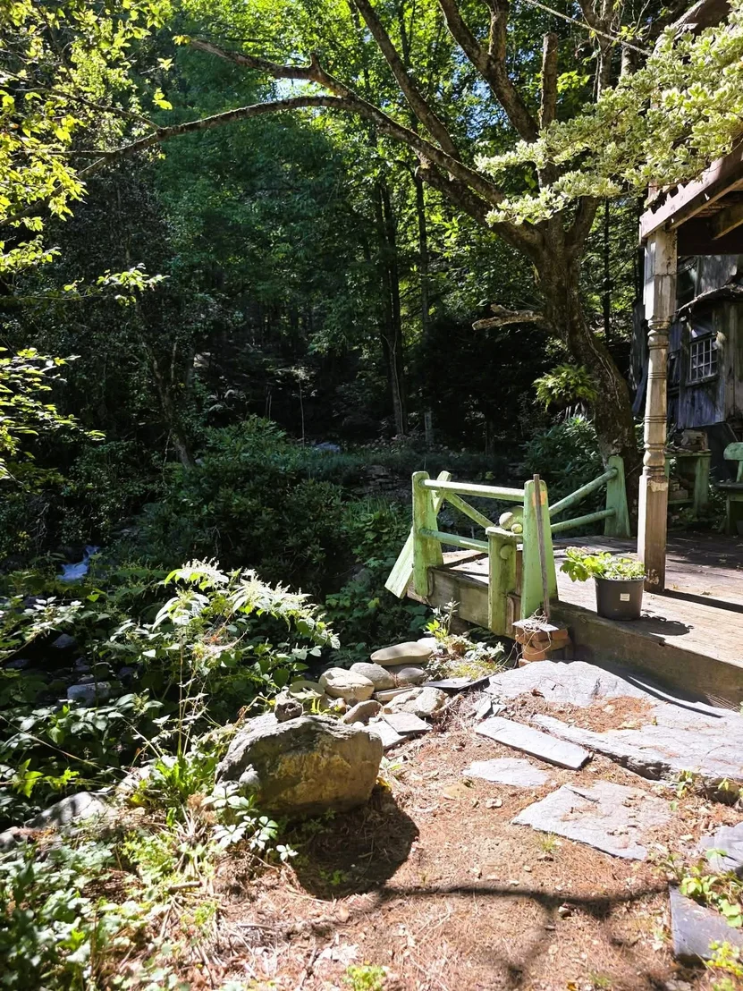 Photo of 1107 Broad Brook