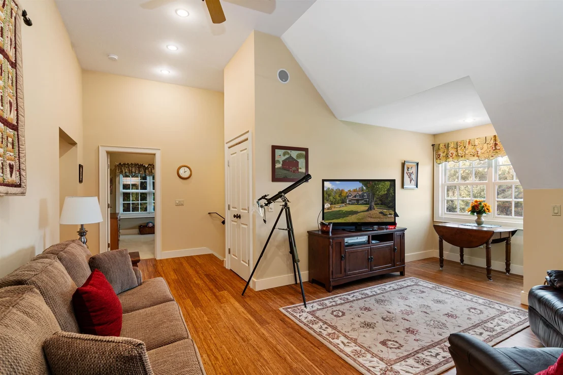 Photo of 577 Elmore mountain
