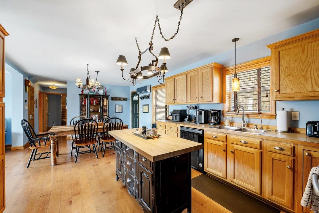 Photo of 126 Maple Mountain