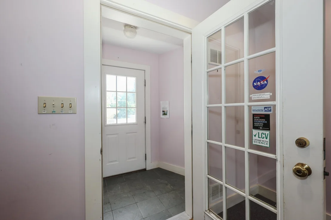 Photo of Unit 3 at 34 Post