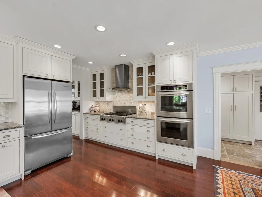 Photo of 609 Common
