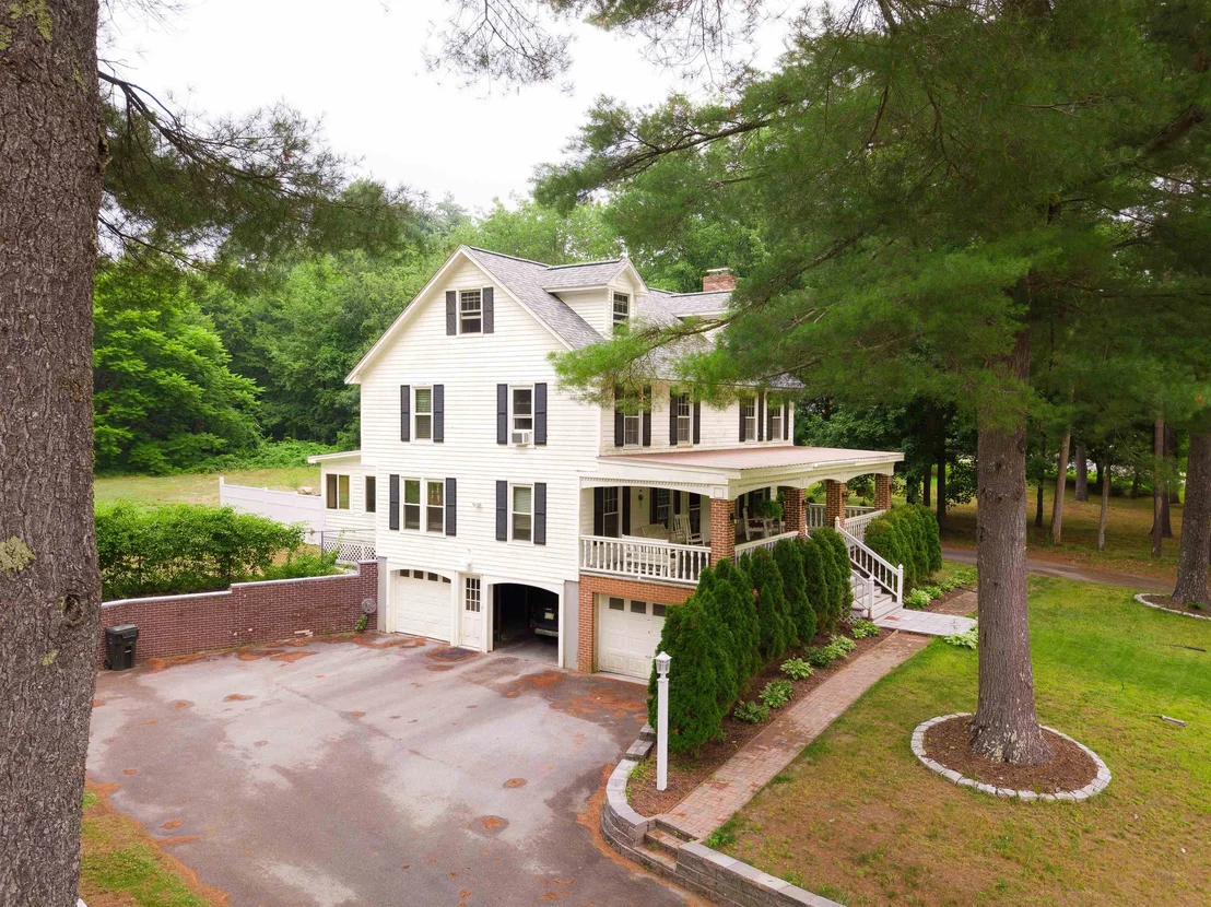 Photo of 12 Beech Hill