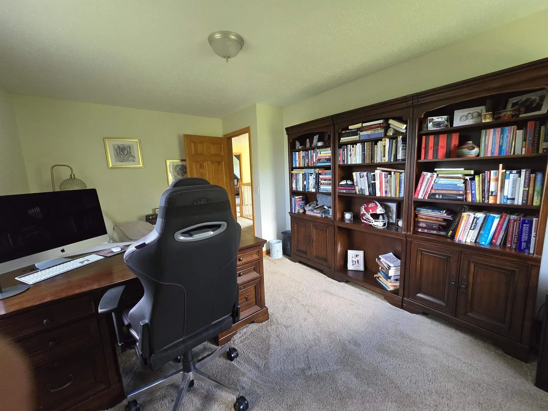 Photo of 892 Burton Hill
