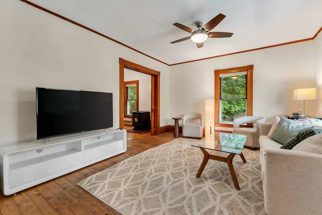 Photo of 208 Elm