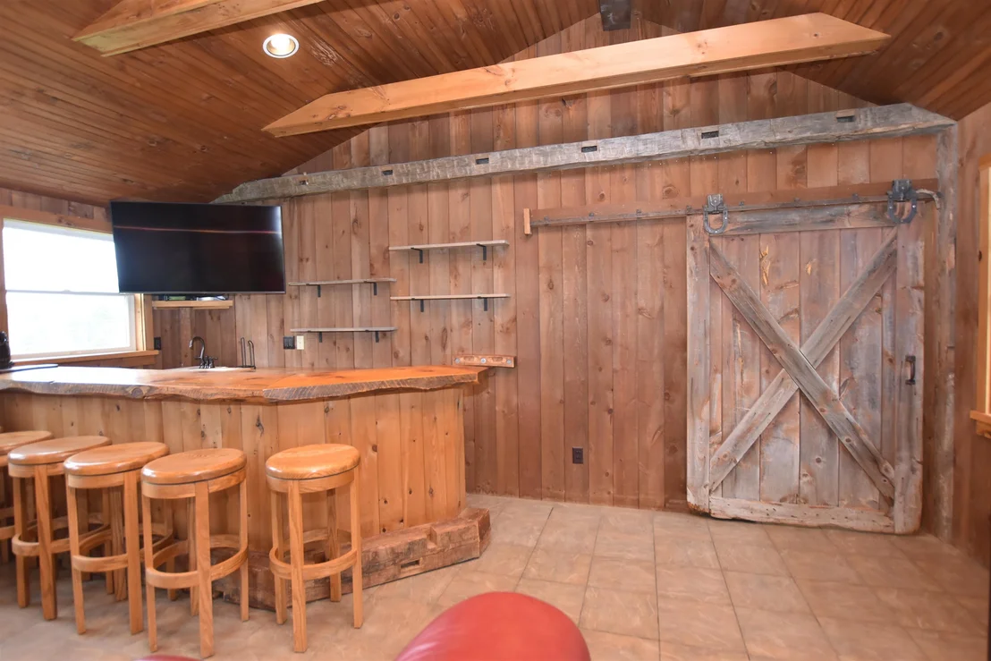 Photo of 3259 West Hill
