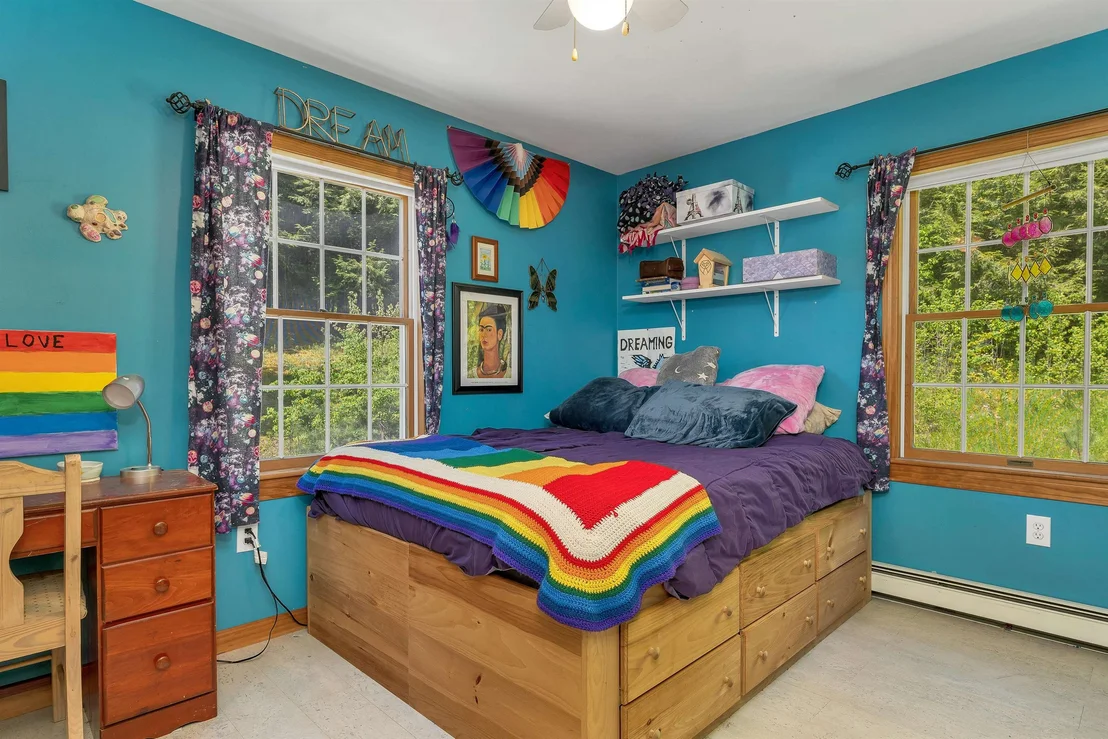 Photo of 1350 Barker