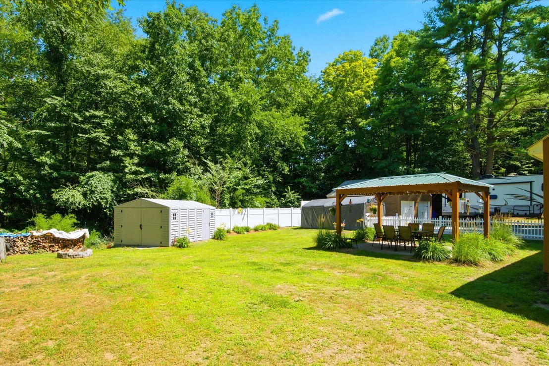 Photo of 30 Danis Park