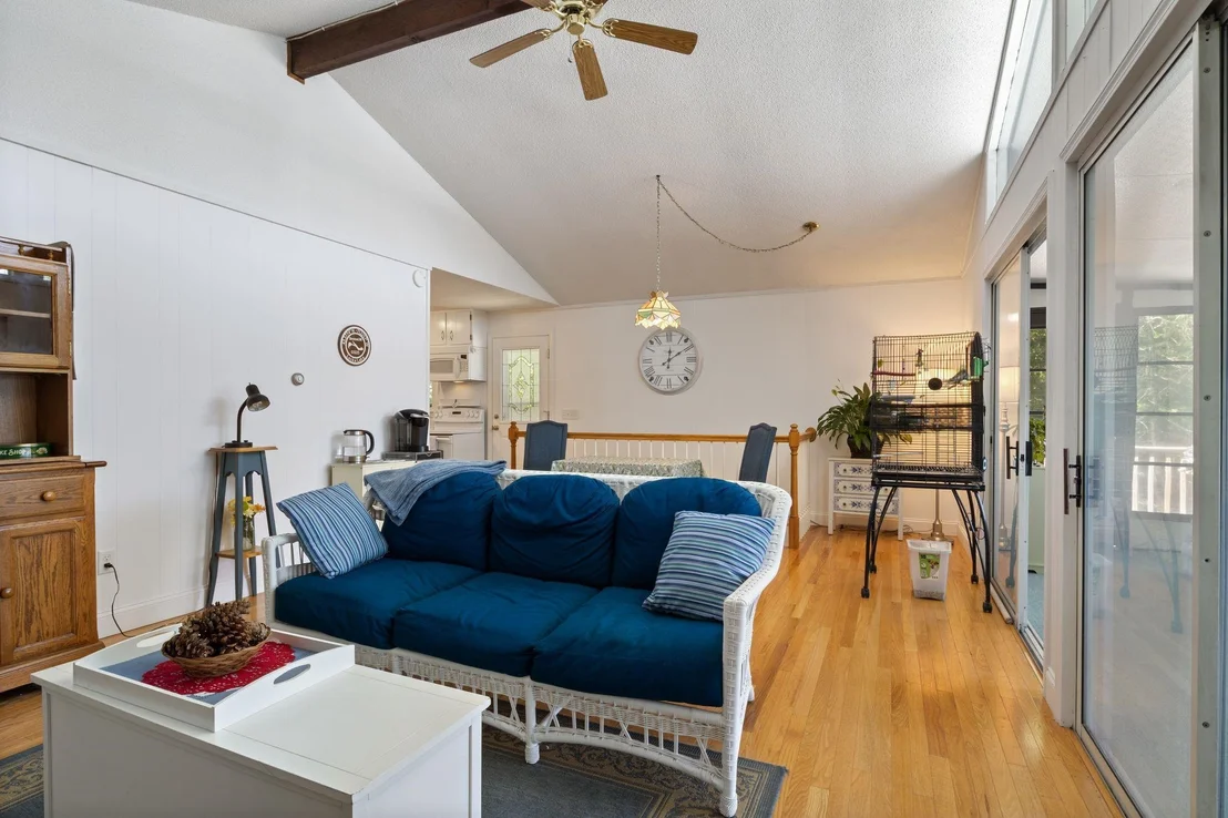 Photo of 276 Varney