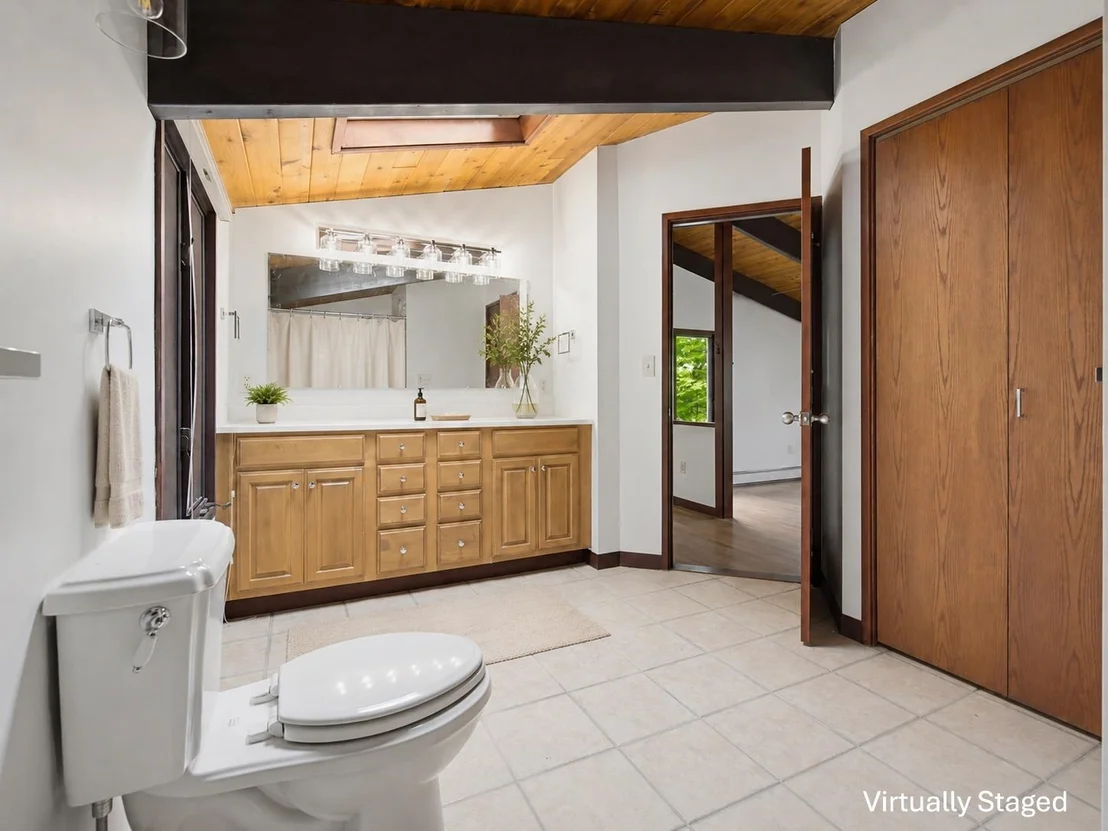 Photo of 18 Treehouse