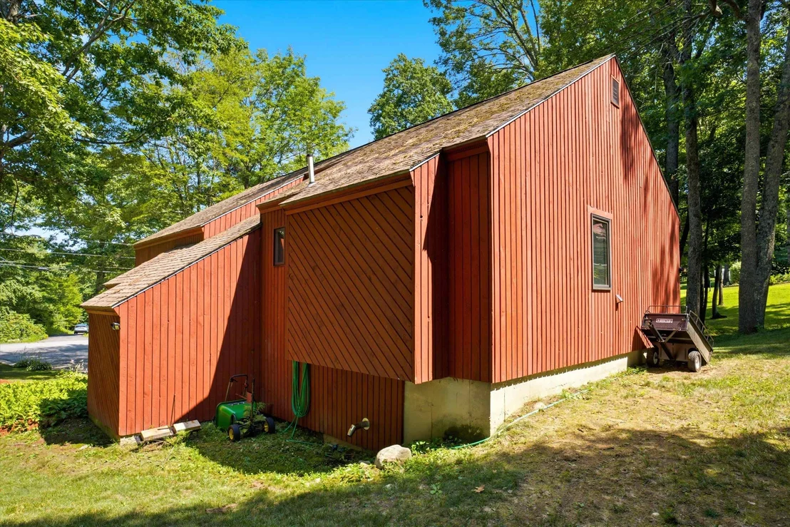 Photo of 17 Redfield