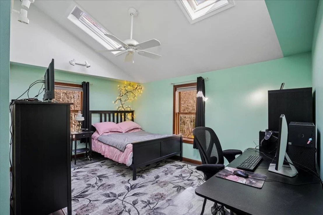 Photo of 326 Lockes Hill