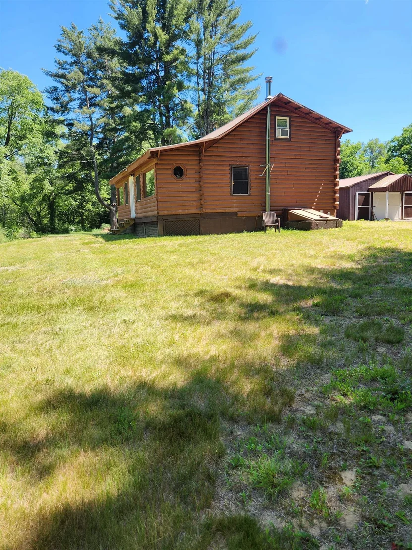 Photo of 253 Back Ashuelot