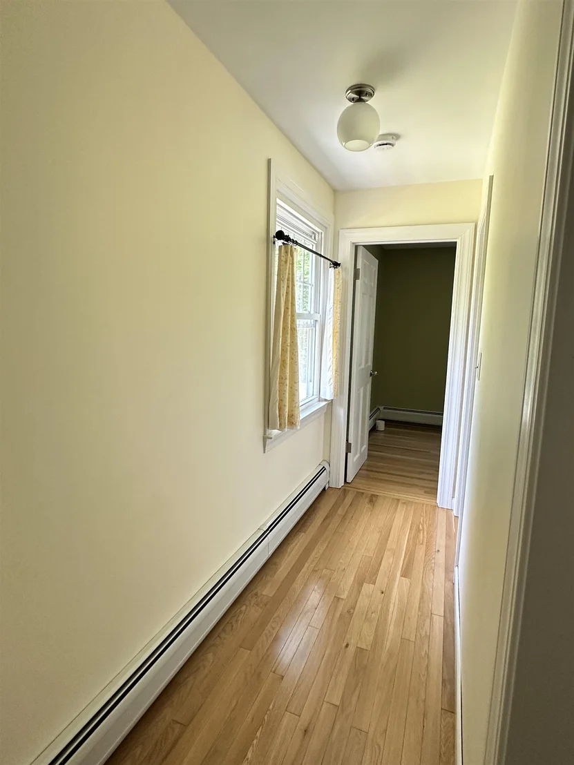 Photo of 720 Pine Banks