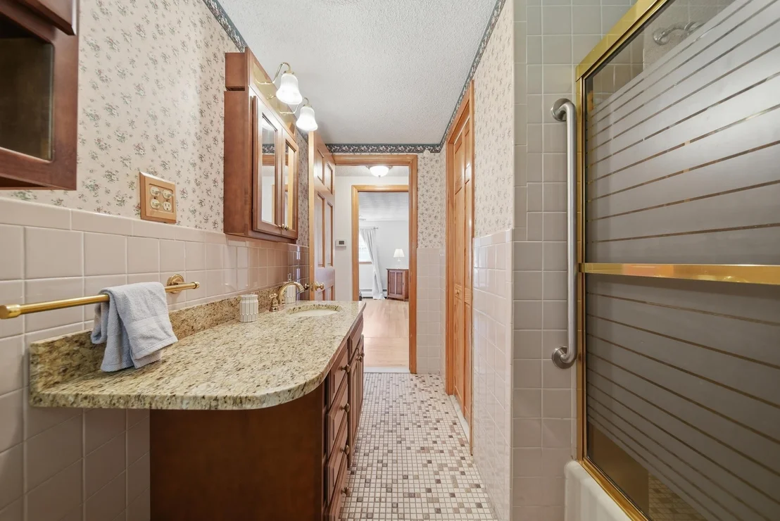 Photo of 35 Nashua