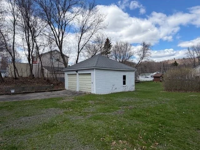 Photo of 9 Mcfarland