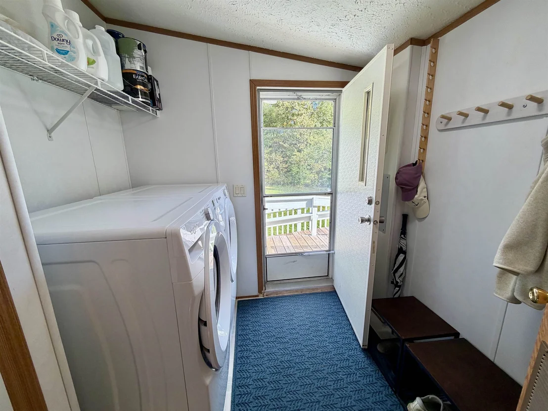 Photo of 96 Lower Pines