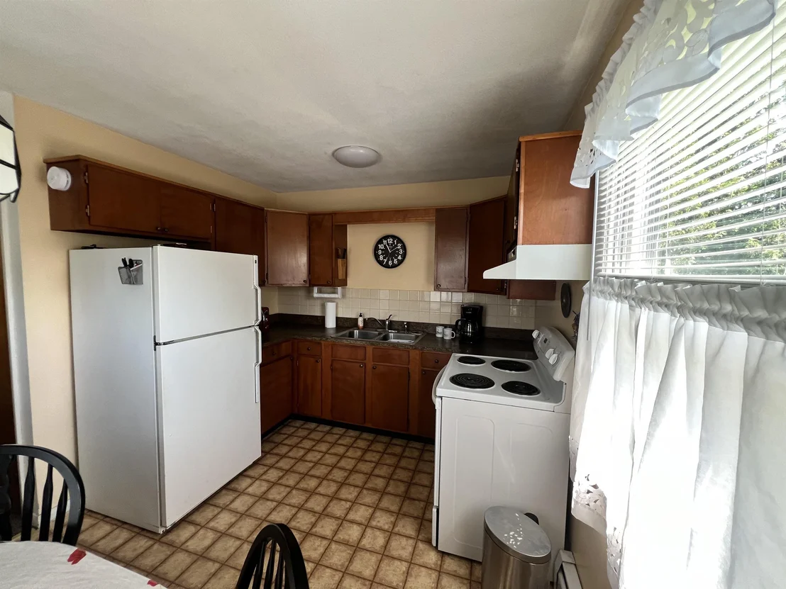 Photo of 140 Dorr
