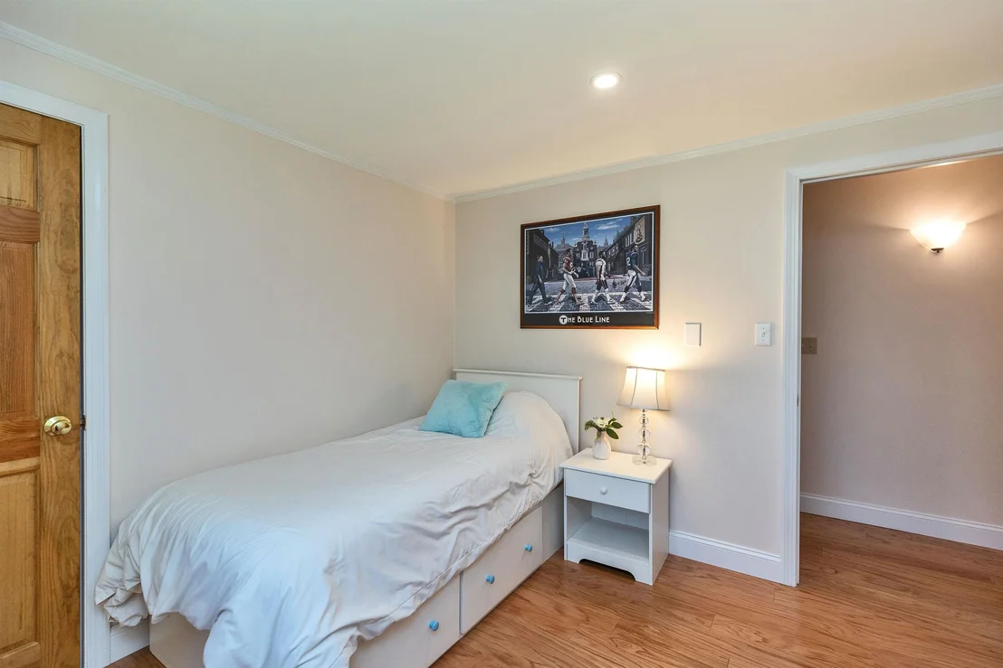 Photo of 78 Meadowcrest