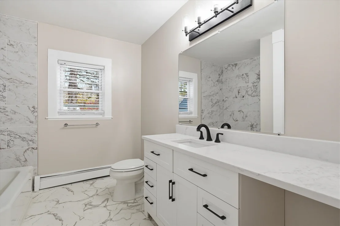 Photo of 293 Lawrence