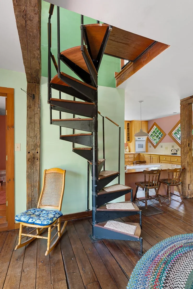 Photo of 1078 Brook