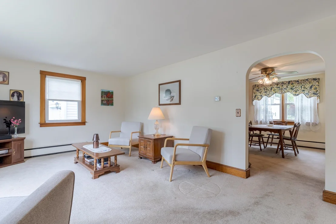 Photo of 8 Lowell
