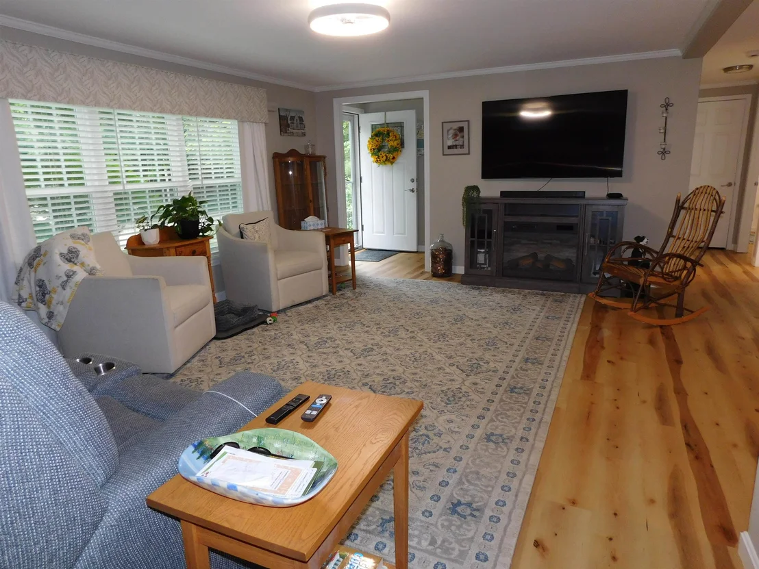 Photo of 10 Harvey Brook